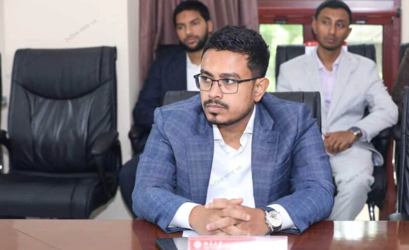 ঢাকসু-পিকিং বিশ্ববিদ্যালয়ের দ্বিপাক্ষিক সম্মেলন: শিক্ষা, প্রযুক্তি ও তরুণ নেতৃত্বে যৌথ সহযোগিতার নতুন দিগন্ত